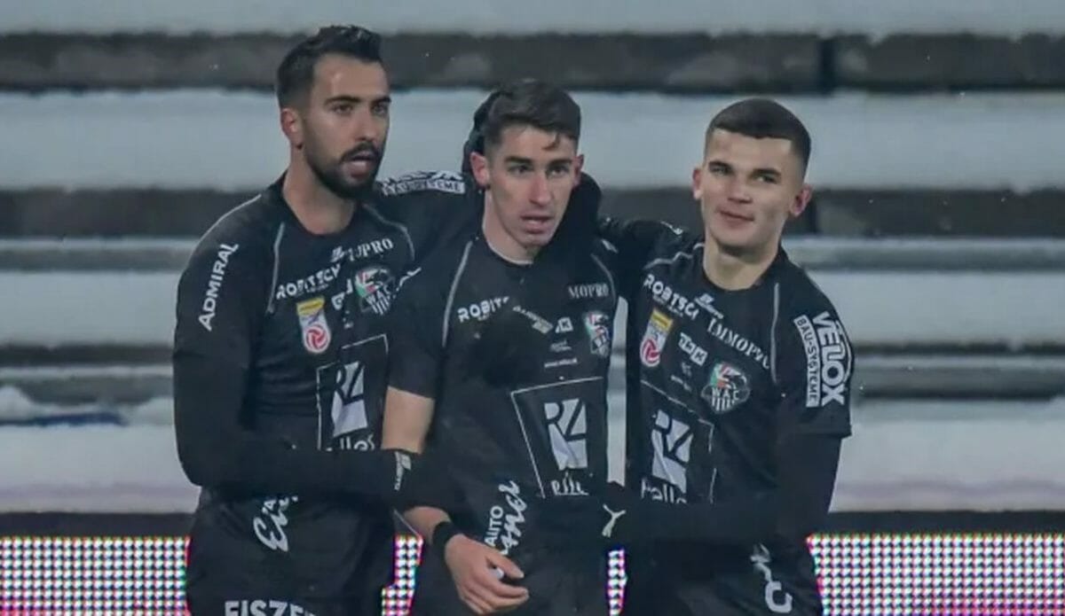 [VIDEO] Ne treba mu puno, ponovno ušao s klupe pa zabio pogodak