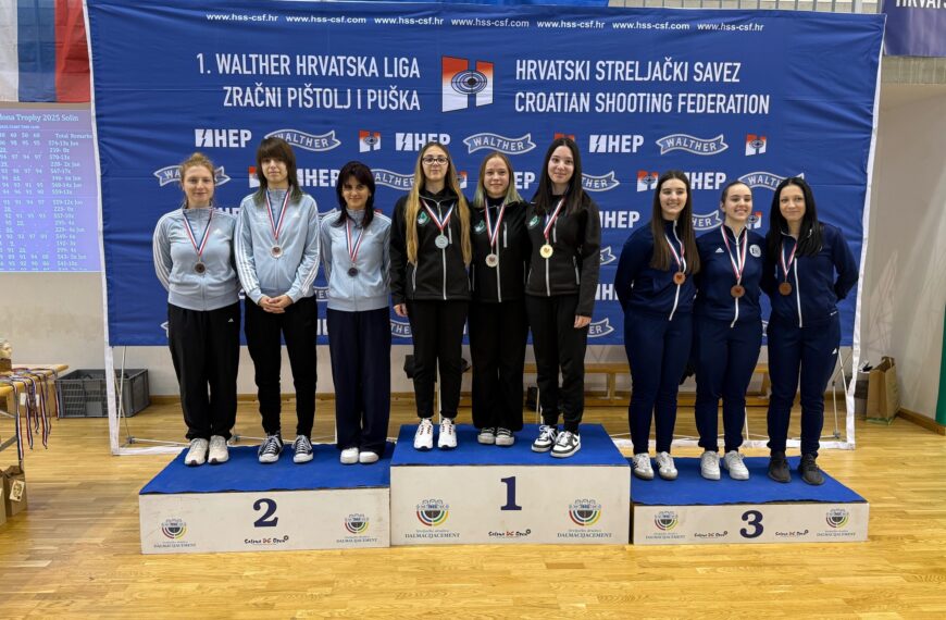 Ženska ekipa Zelenbora zlatna