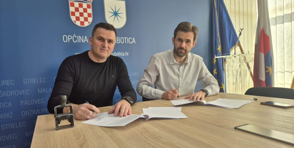 Načelnik Valentino Škvorc potpisao ugovor o nabavi robotskih kosilica