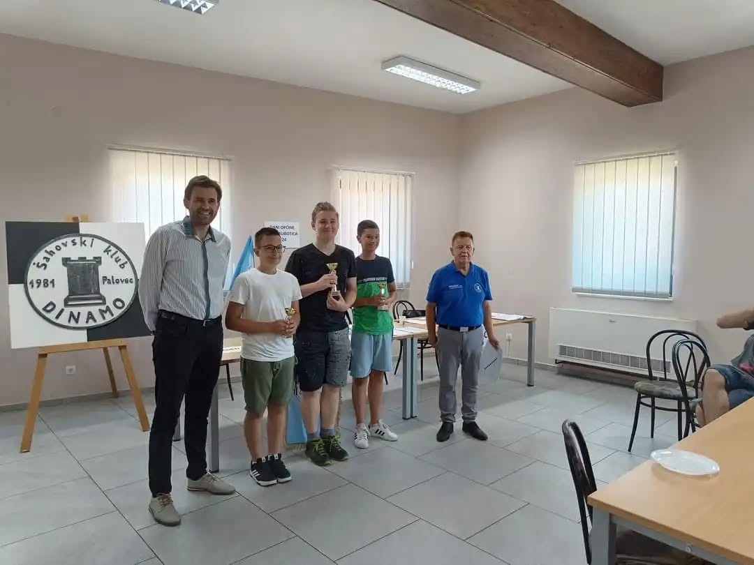 Šahovski turnir u Palovcu